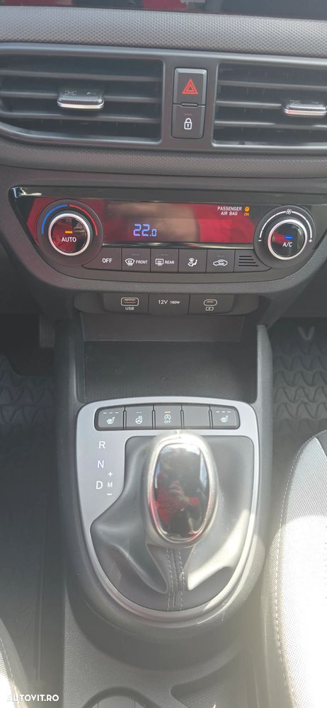Hyundai i10 1.2 l 84 CP AMT Highway+ - 13