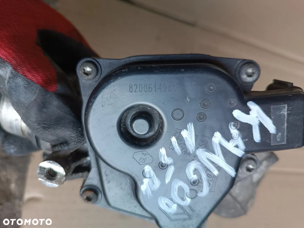 RENAULT KANGOO II 08-10 PRZEPUSTNICA EGR CHŁODNICZKA SPALIN  8200614985 - 2
