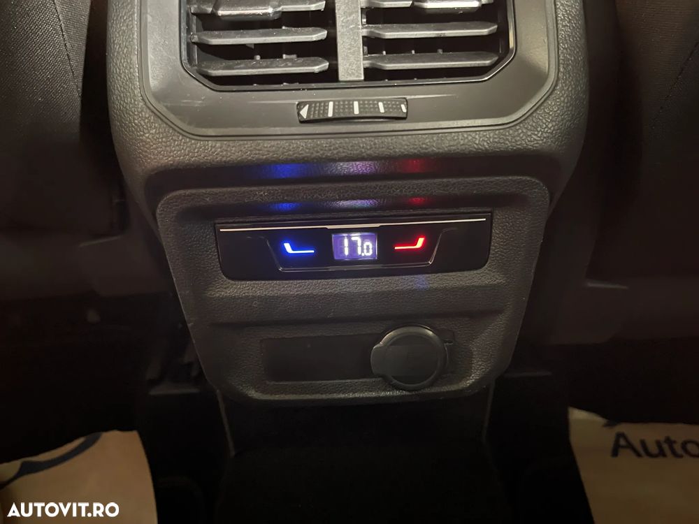 Volkswagen Tiguan 2.0 TDI SCR 4MOTION DSG Life - 25