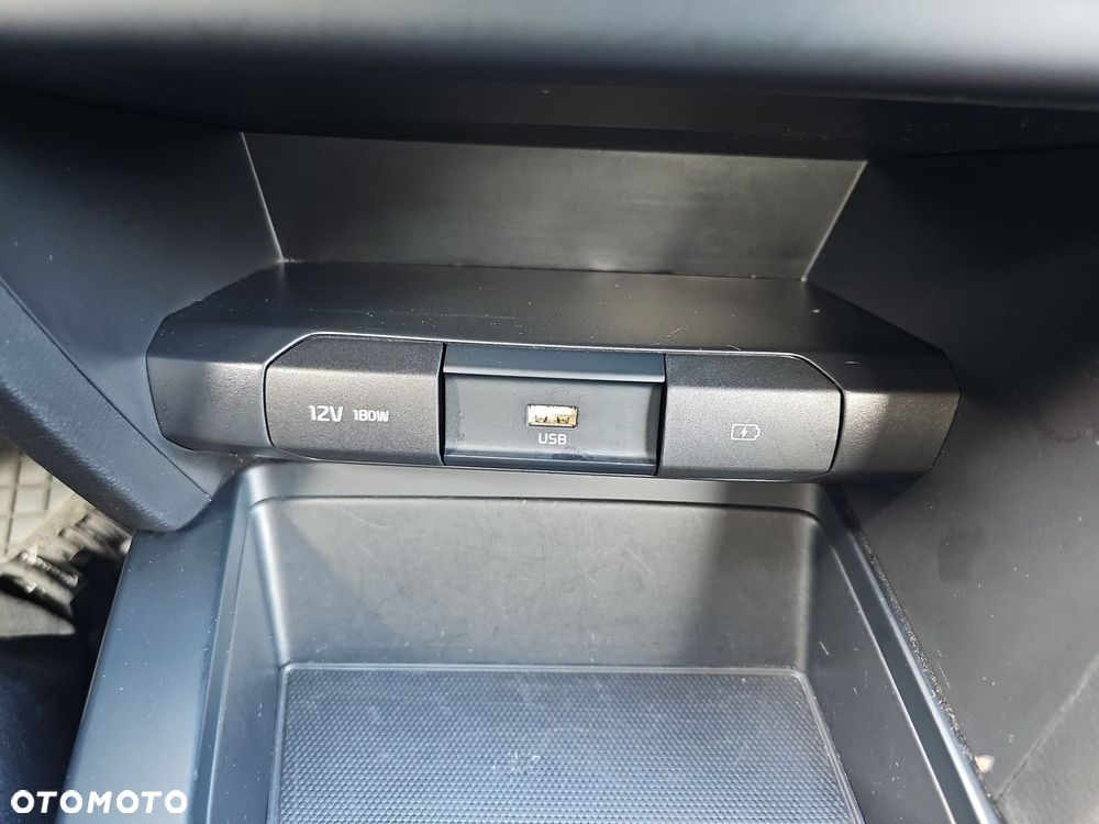 Kia Ceed 1.5 T-GDI M - 24