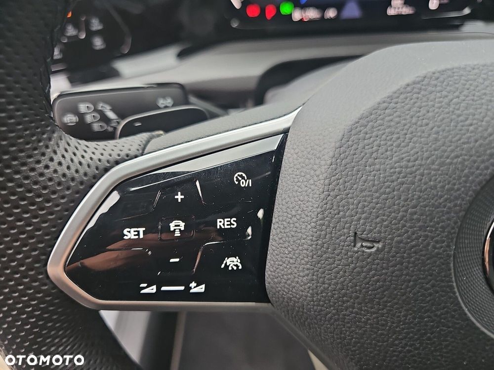 Volkswagen Golf 2.0 TDI GTD DSG - 21