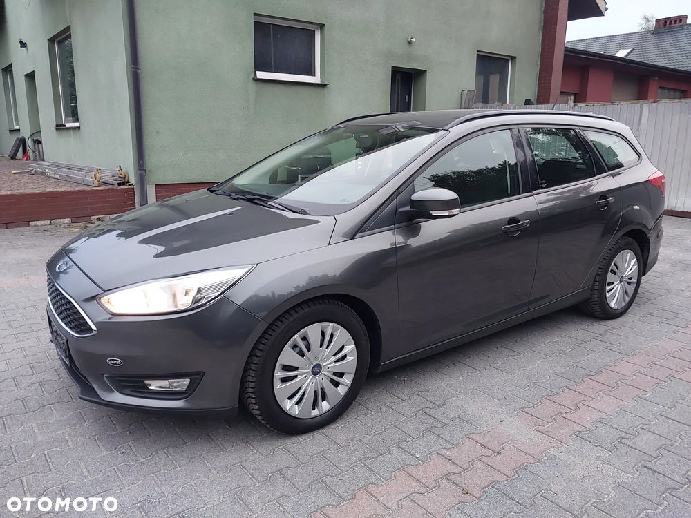 Ford Focus 1.0 EcoBoost Start-Stopp-System ST-LINE STYLE - 4