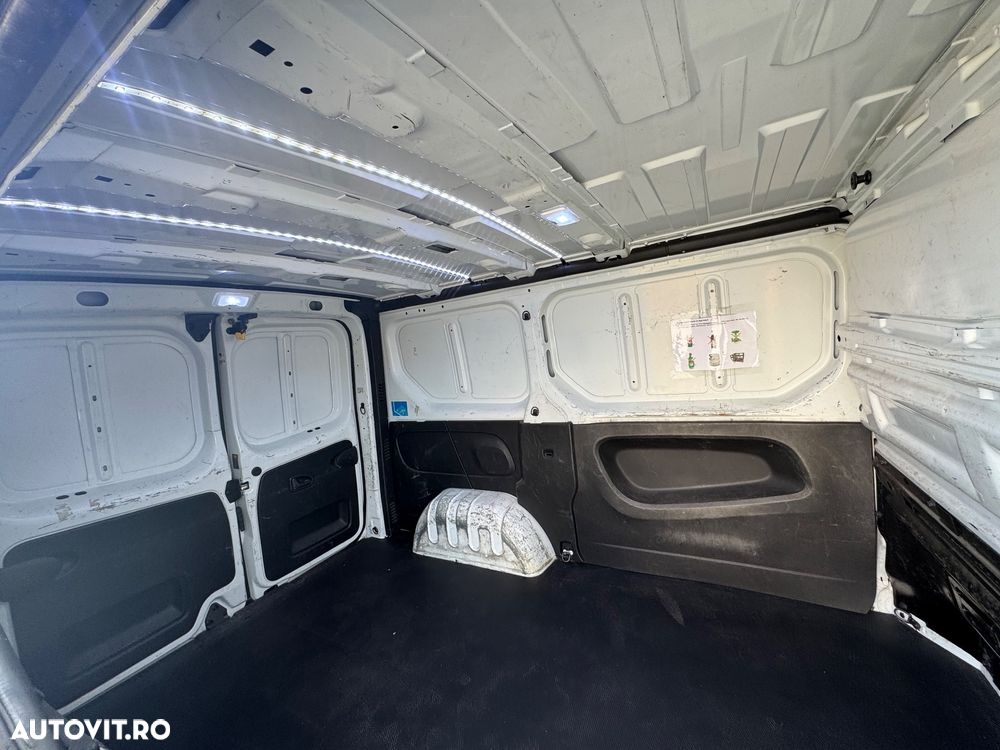 Renault Trafic ENERGY Spaceclass - 13