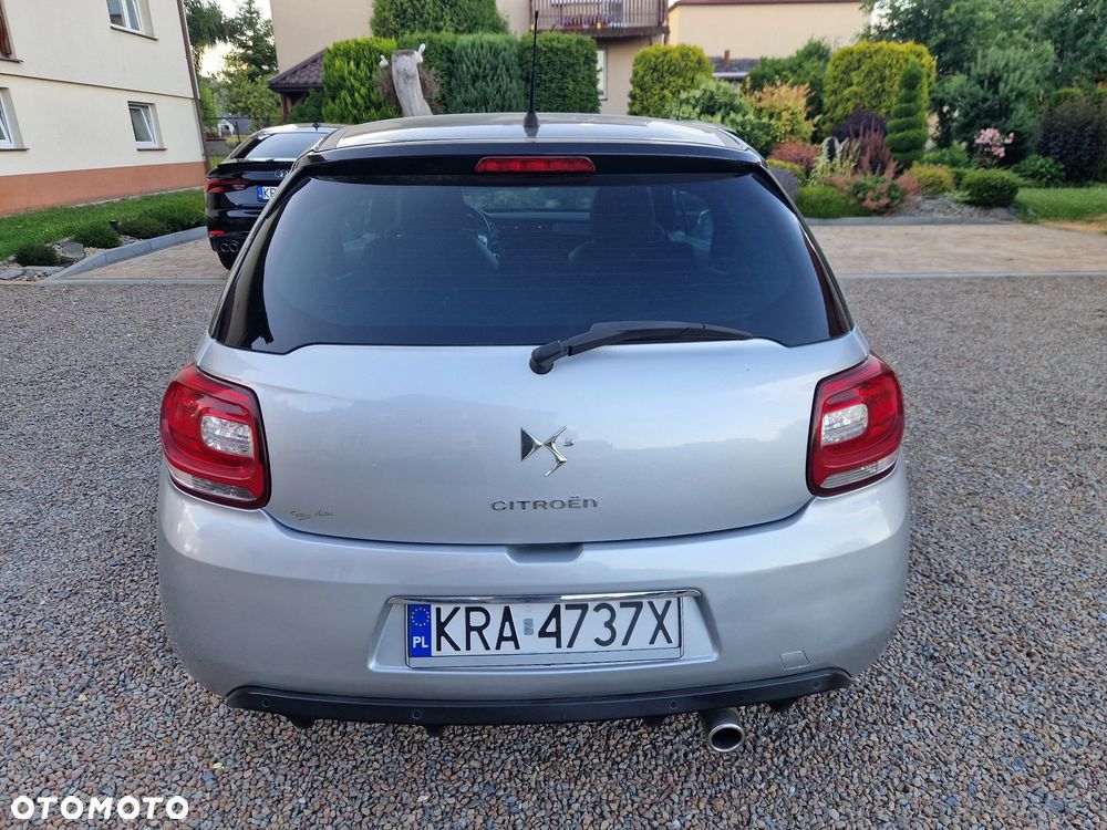 Citroën DS3 HDi 90 FAP SoChic - 19