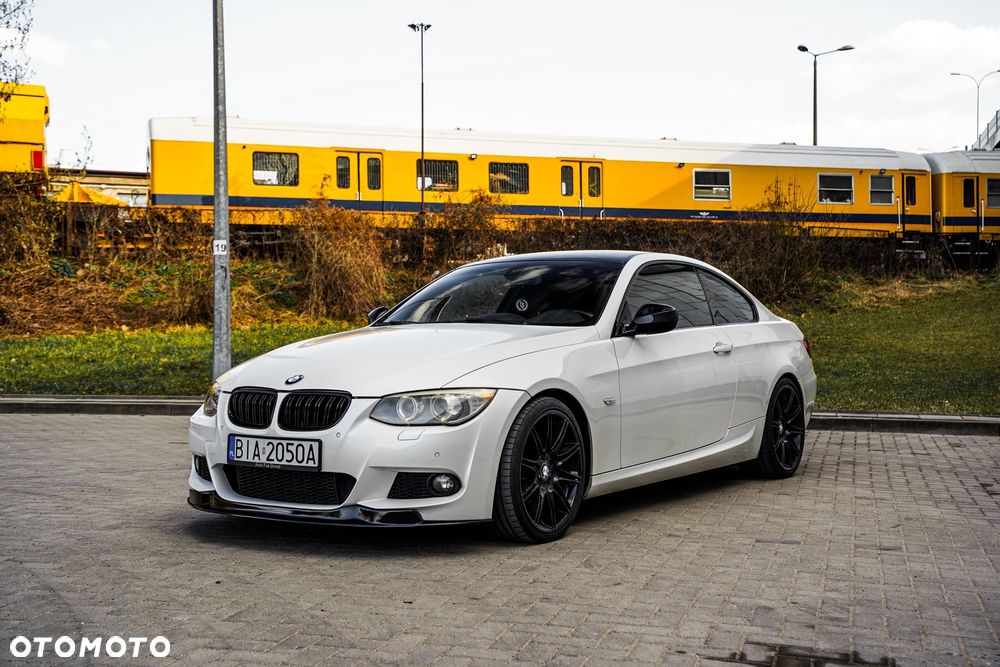 BMW Seria 3 320d DPF M Sport Edition - 5