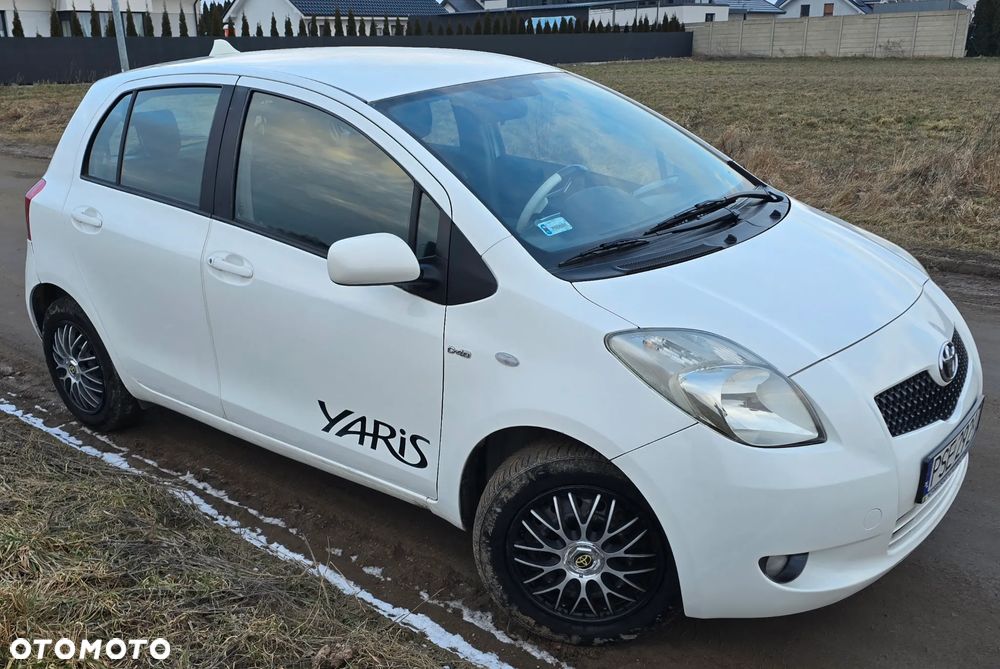 Toyota Yaris 1.4 D-4D Prestige - 8