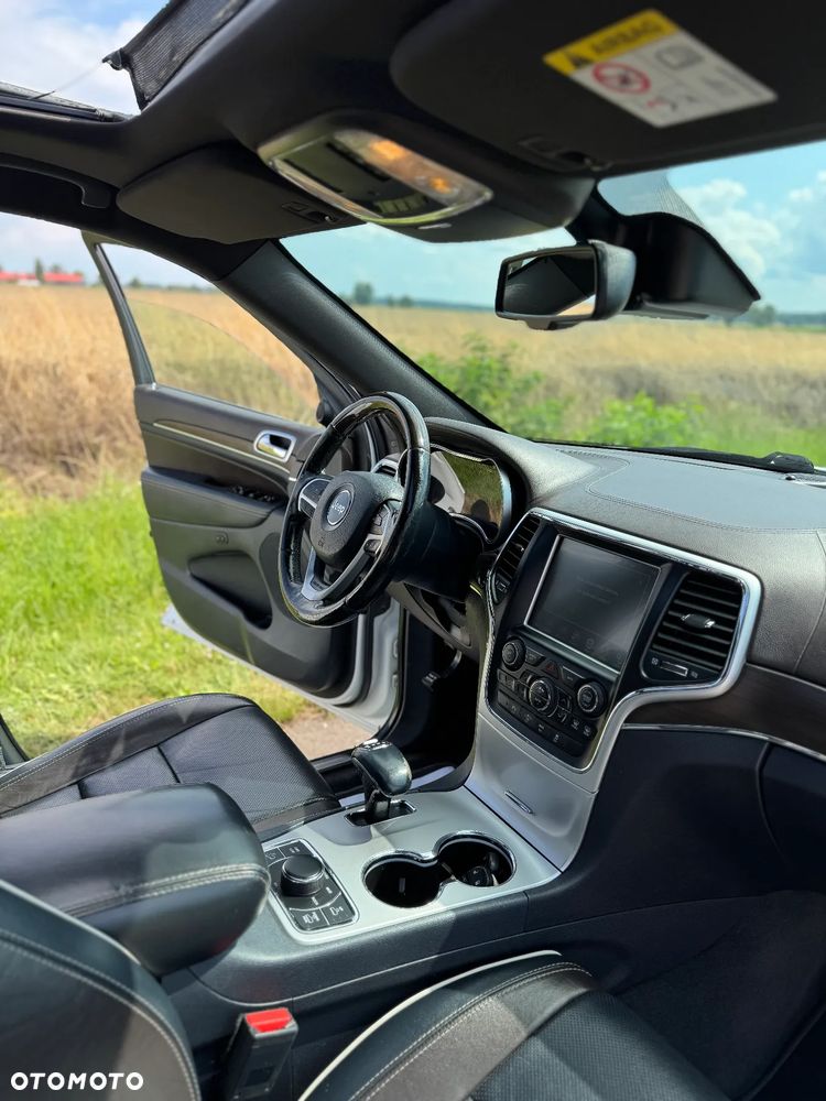 Jeep Grand Cherokee 3.0 CRD Overland Summit - 22