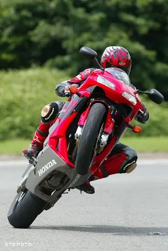 Honda CBR - 1