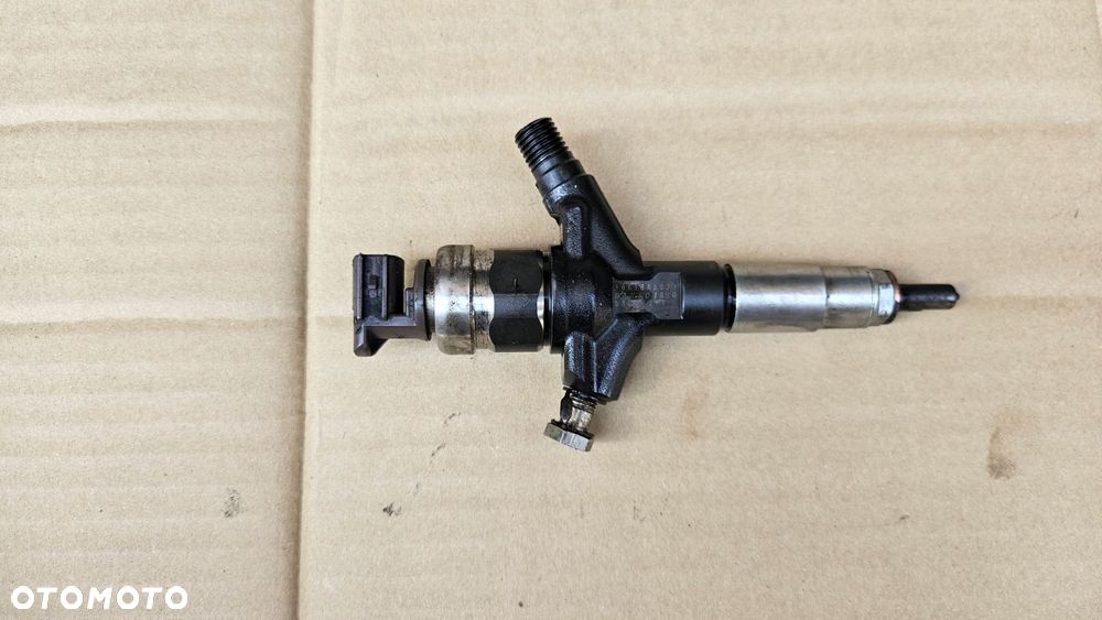 wtrysk wtryskiwacz 16613aa020 subaru - 3