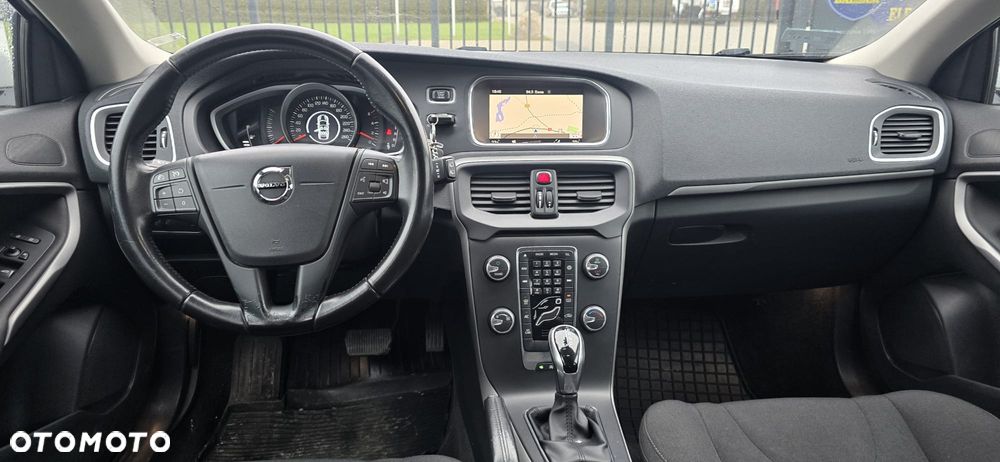 Volvo V40 D2 Geartronic Inscription - 9
