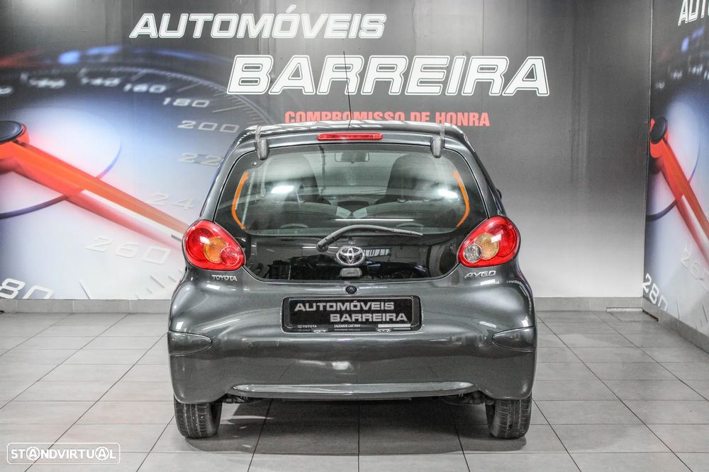 Toyota Aygo 1.0 + AC - 16
