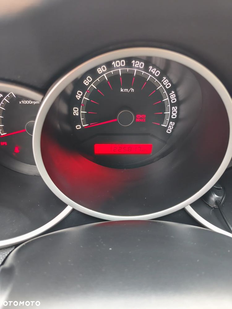 Kia Venga 1.4 S - 6