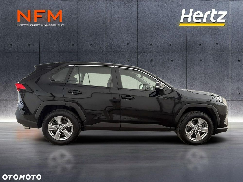 Toyota RAV4 - 8