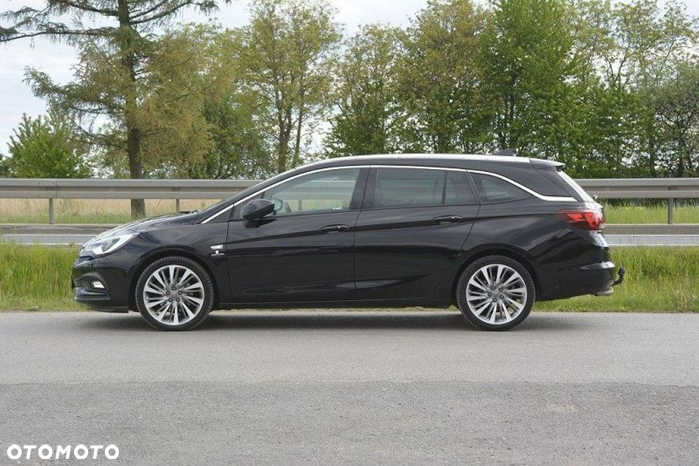 Opel Astra 1.6 Turbo Start/Stop Sports Tourer Innovation - 3