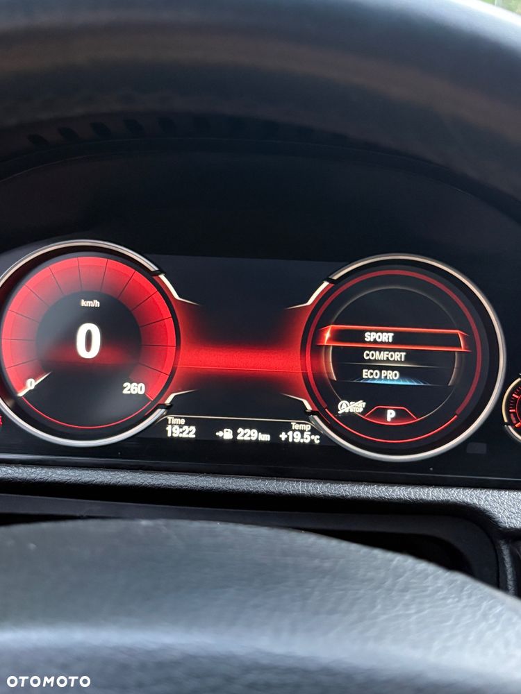 BMW Seria 5 - 21