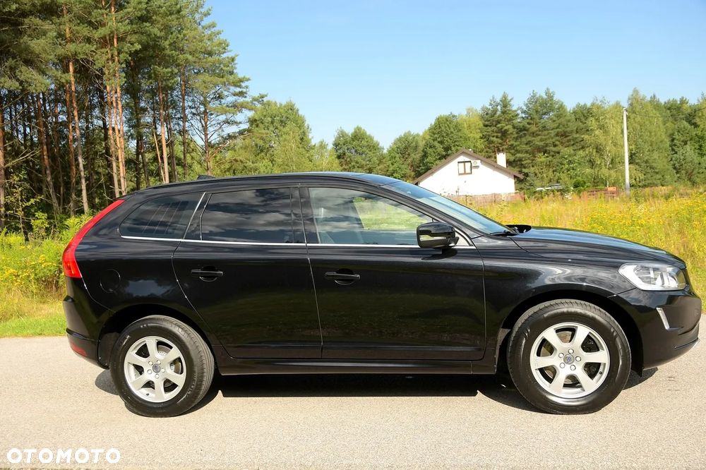 Volvo XC 60 D4 Momentum - 10