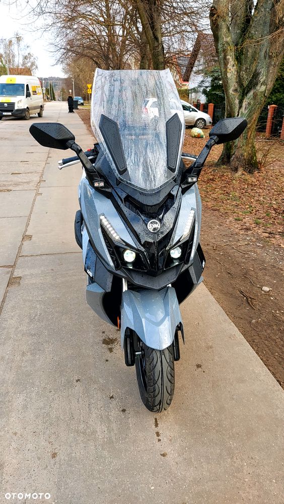 SYM CRUiSYM - 10