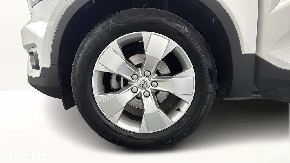 Volvo XC 40 T3 Momentum Pro - 20
