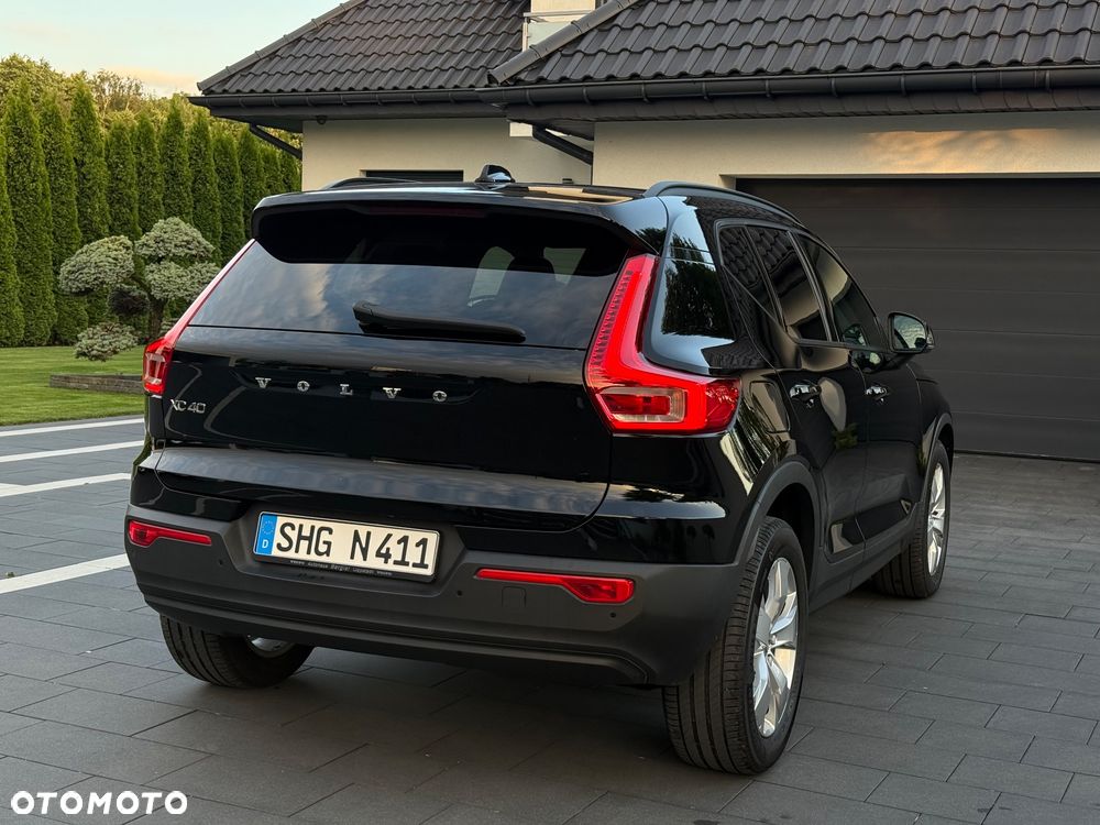 Volvo XC 40 D3 SCR Momentum - 8