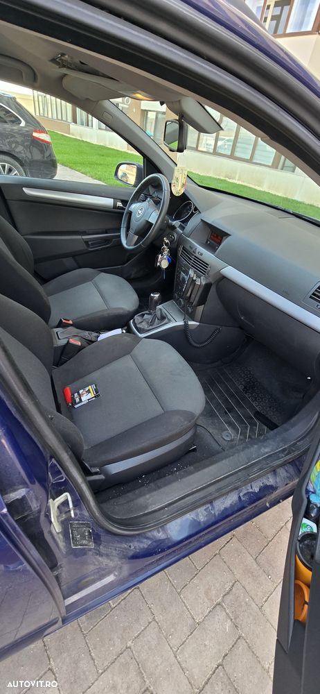 Opel Astra 1.3 CDTI - 7