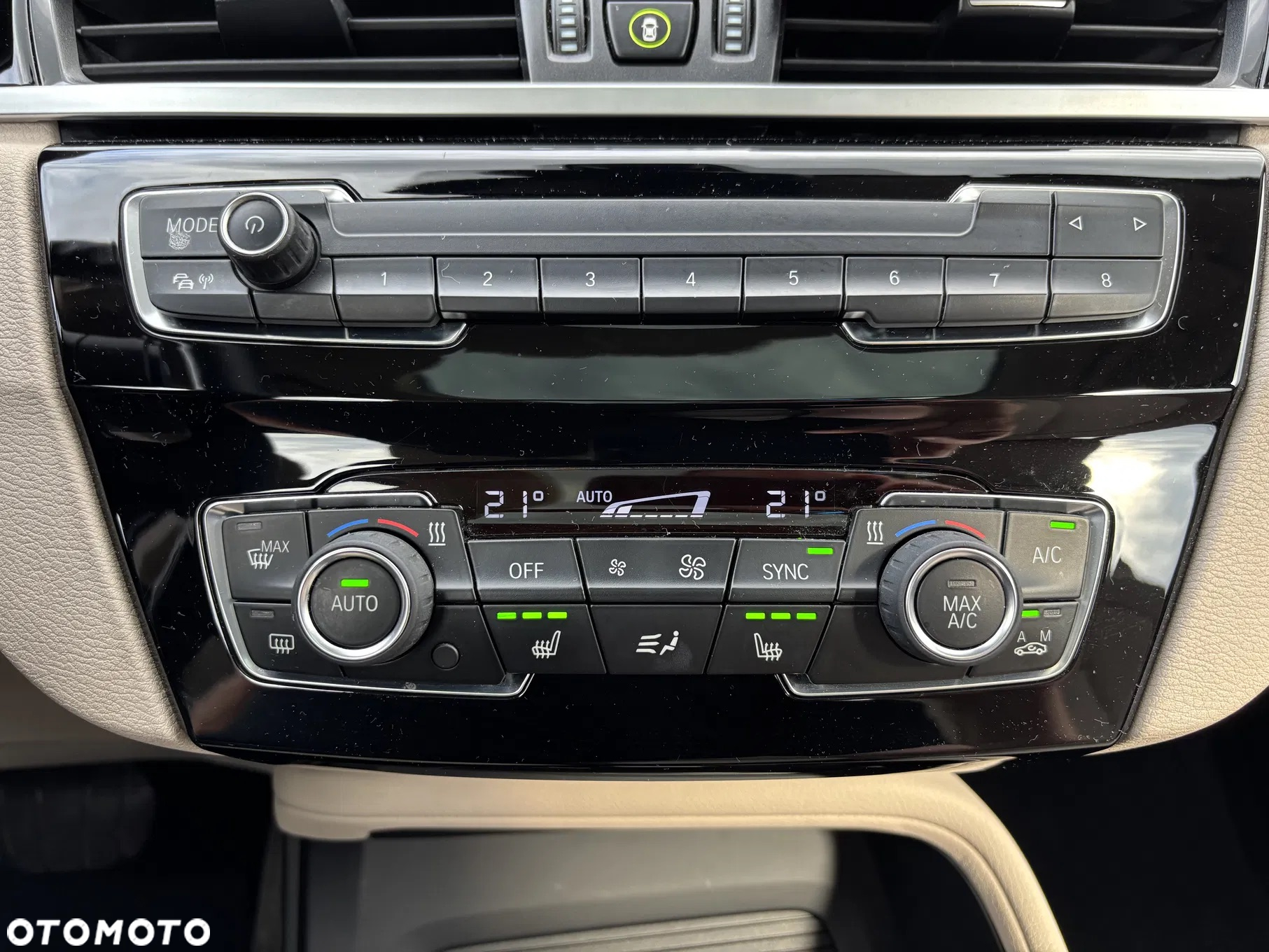 BMW X1 sDrive18i Advantage - 38