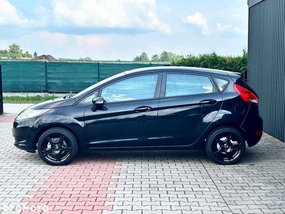 Ford Fiesta 1.25 Titanium EU5 - 10