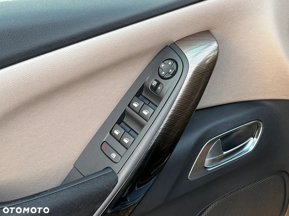 Citroën C4 Picasso 2.0 HDi FAP Exclusive - 23