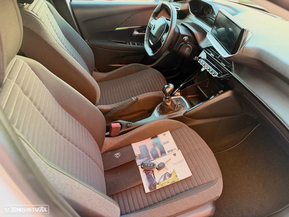Peugeot 208 1.2 PureTech Style - 12