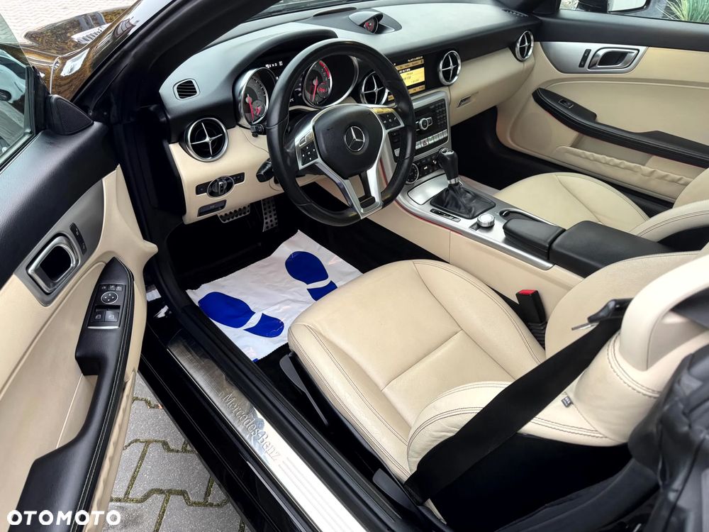 Mercedes-Benz SLK 200 BlueEFFICIENCY 7G-TRONIC Edition 1 - 12
