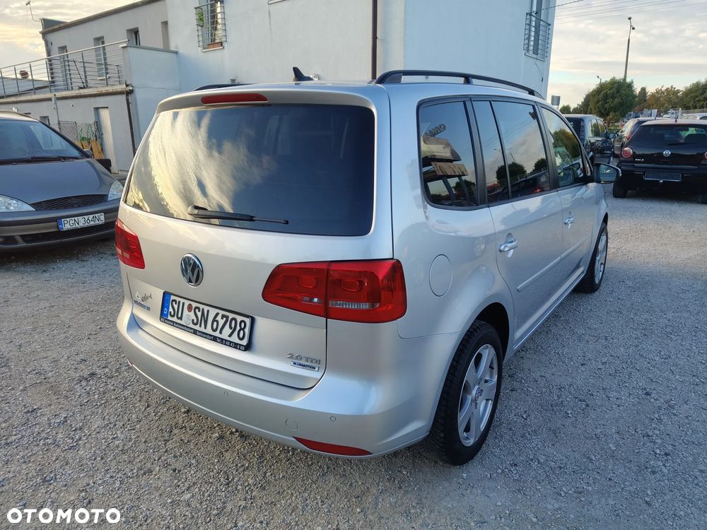 Volkswagen Touran 2015 photo 5