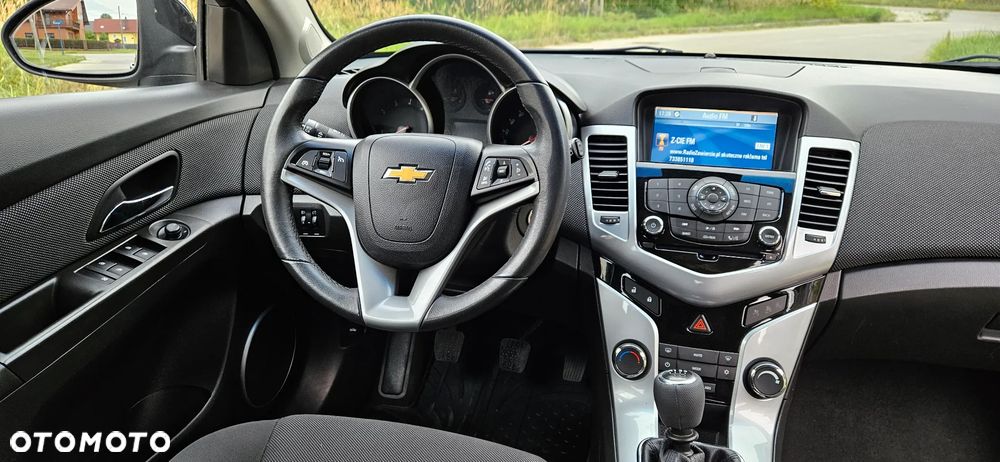 Chevrolet Cruze - 20