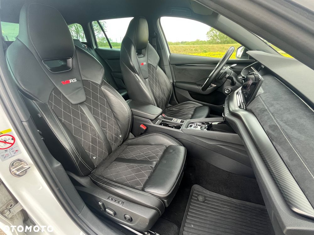 Skoda Octavia 2.0 TDI RS DSG - 16