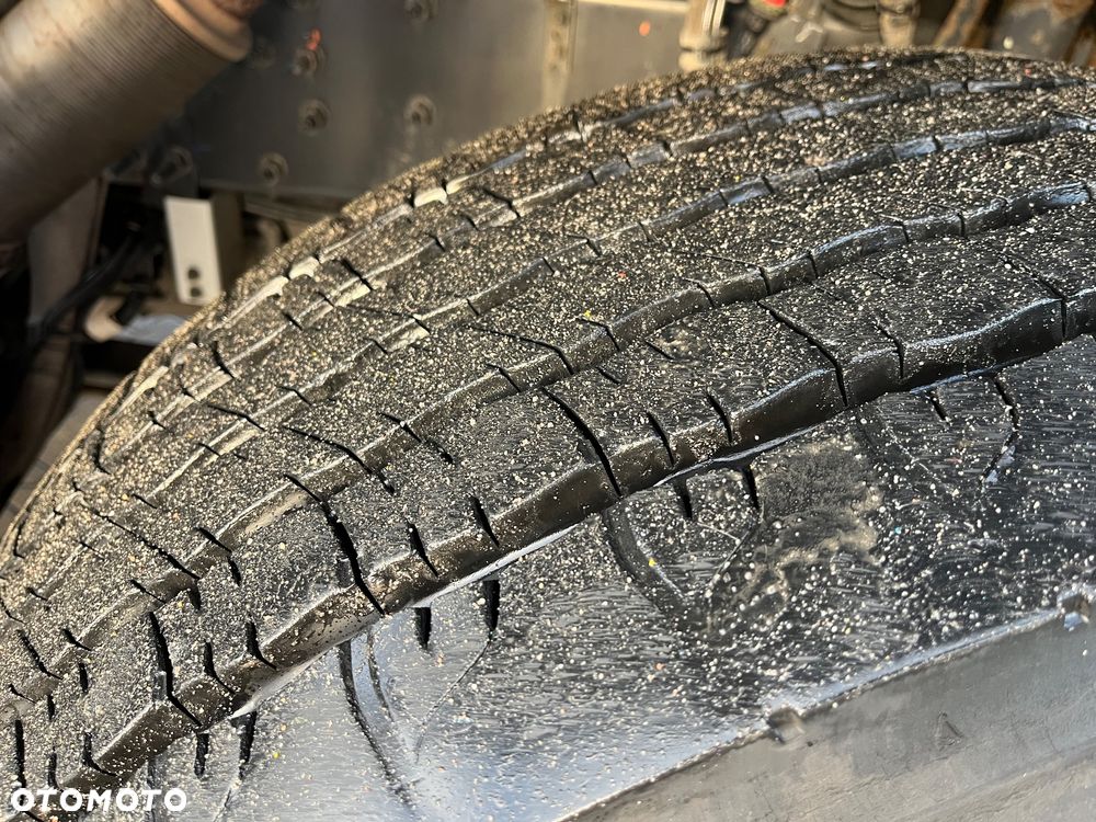 Renault Thigh440 High Sleeper Cab - 6