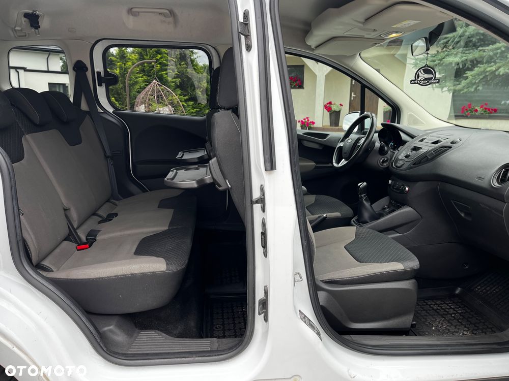 Ford Tourneo Courier 1.5 TDCi Trend - 10