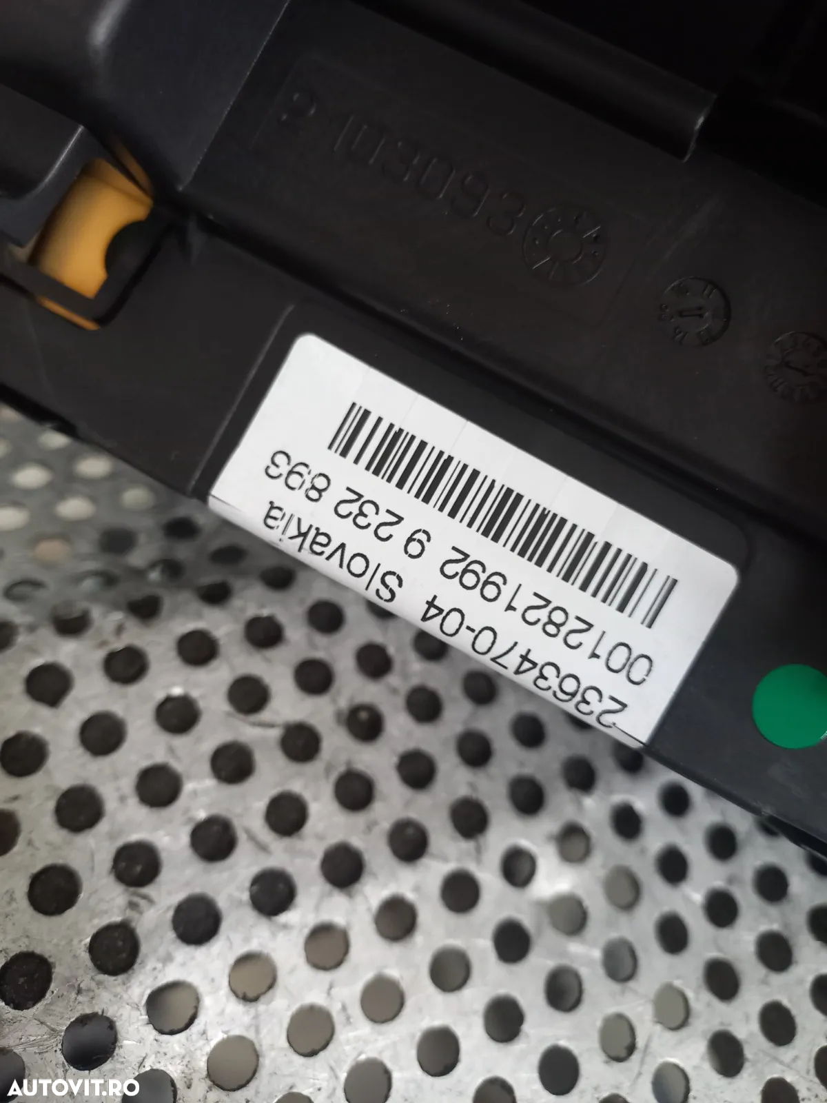 Ceasuri Bord Bmw F30 F31 Volan Dreapta Cod  2.0 Diesel N47 Manual - Dezmembrari Arad - 8