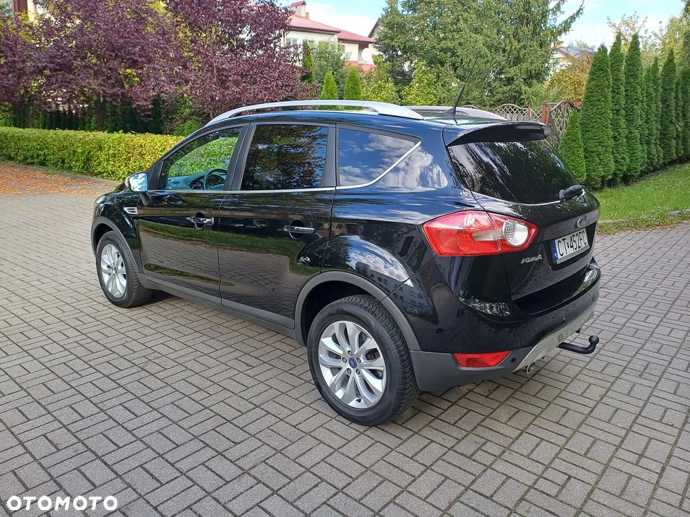 Ford Kuga 2.0 TDCi 2x4 Titanium - 10