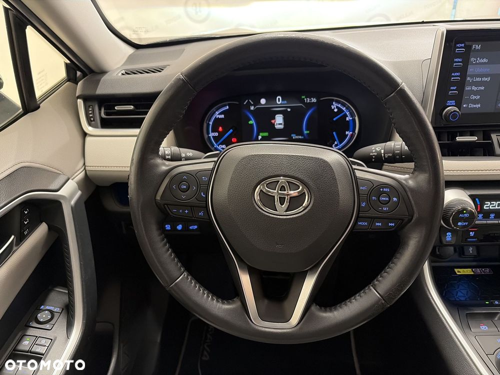 Toyota RAV4 - 12