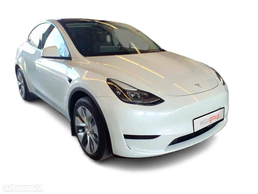 Tesla Model Y RWD - 1