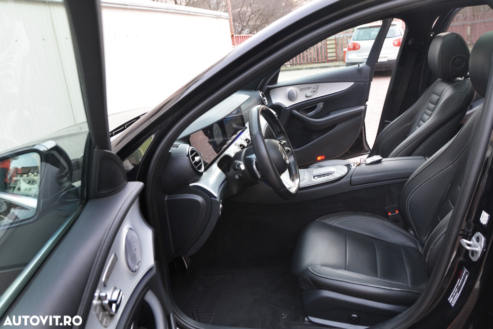 Mercedes-Benz E 220 d 9G-TRONIC AMG Line - 23