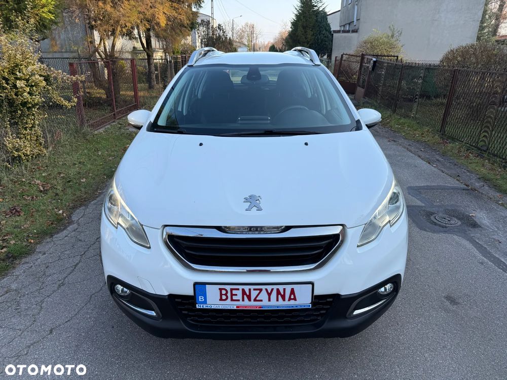 Peugeot 2008 1.2 Pure Tech Style EU6 - 5