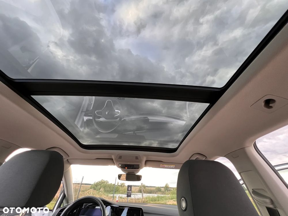 Volkswagen Golf 1.5 eTSI OPF DSG R-Line - 32