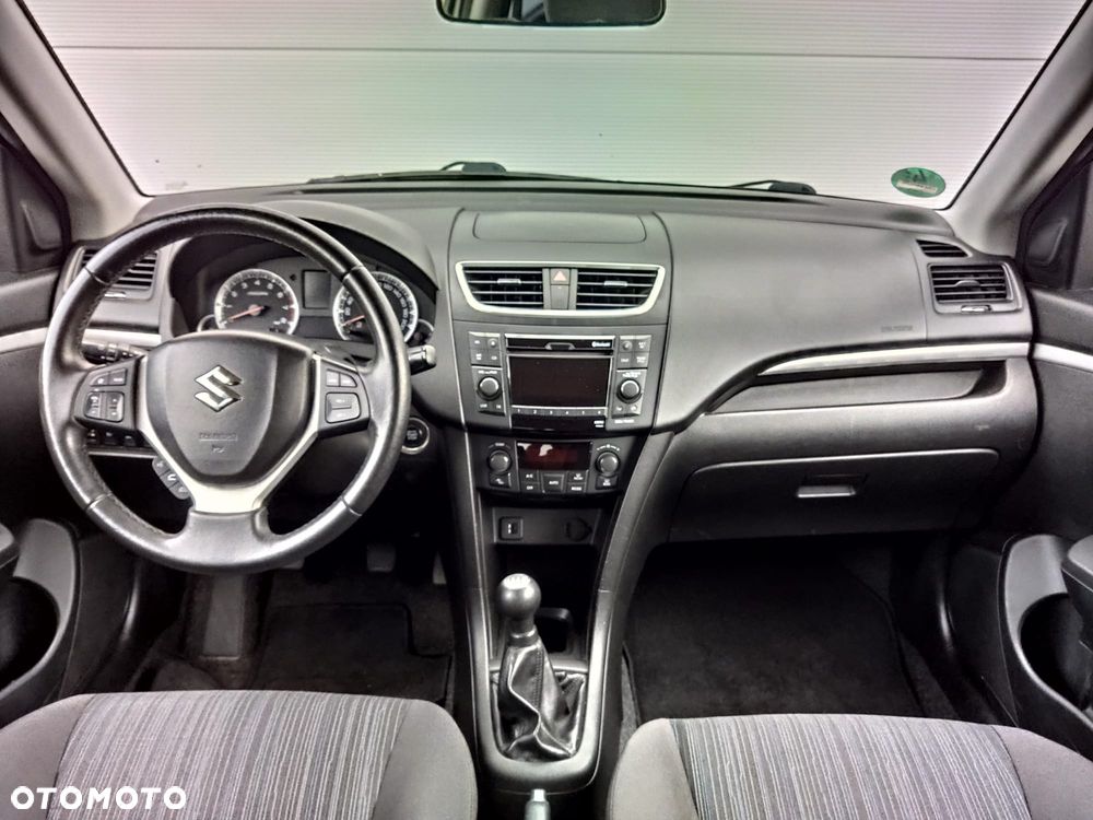 Suzuki Swift 1.2 Premium - 6