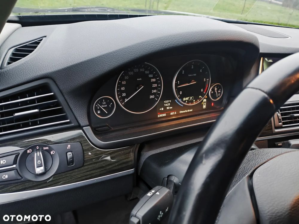 BMW Seria 5 535d xDrive Sport-Aut Modern Line - 15