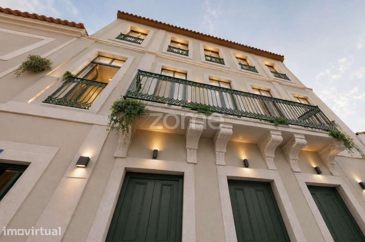 Prédio com 226 m² junto a Cacilhas – Cova da Piedade, Almada - Grande imagem: 2/8