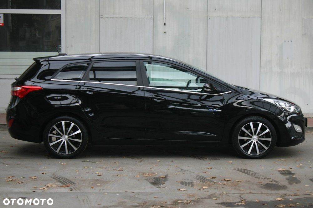 Hyundai i30 1.6 GDI BlueDrive Premium - 39