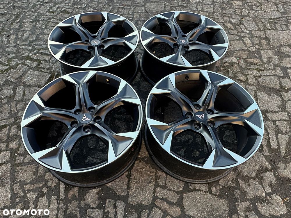 Seat Cupra 5x112 8J x 19 ET 40 5FF601025E 4szt OE - 2