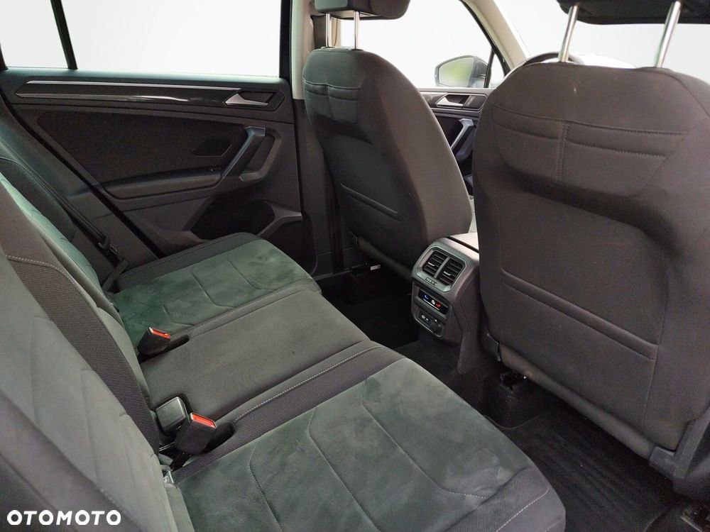 Volkswagen Tiguan - 17