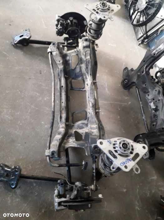 Jeep Compass zawieszenie tylne 19r - 1