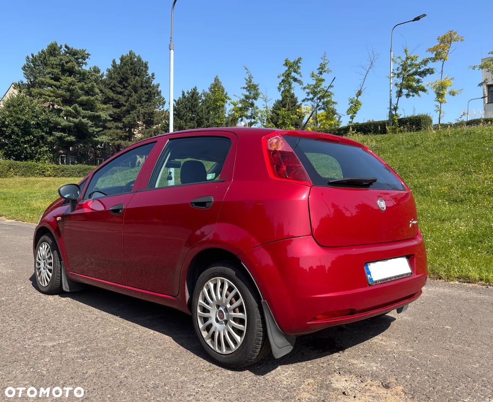 Fiat Grande Punto - 8