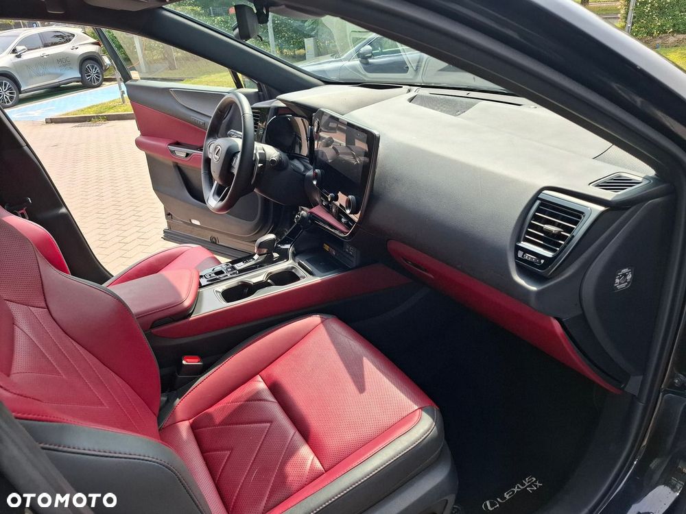Lexus NX 350h Omotenashi AWD - 19